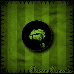 Poison Lips Mini Button